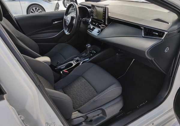 Toyota Corolla cena 86500 przebieg: 14000, rok produkcji 2019 z Chęciny małe 191